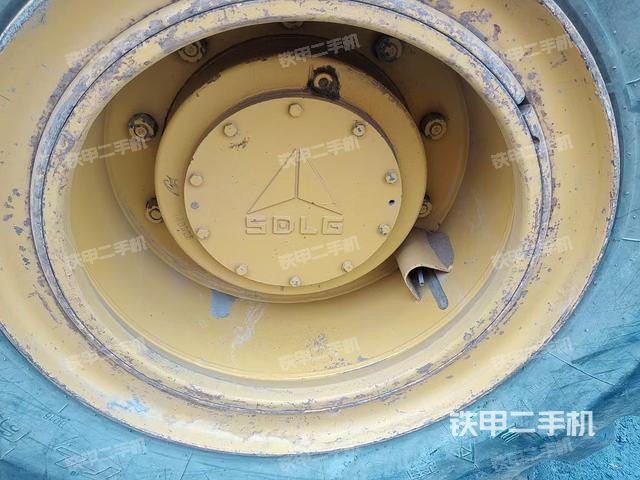 駕駛室操作臺（整機(jī)外觀及大件）