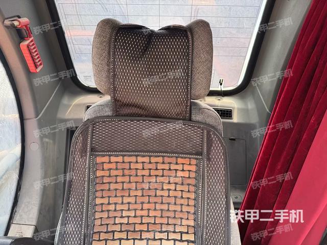 后窗玻璃角標(biāo)（駕駛室部分）