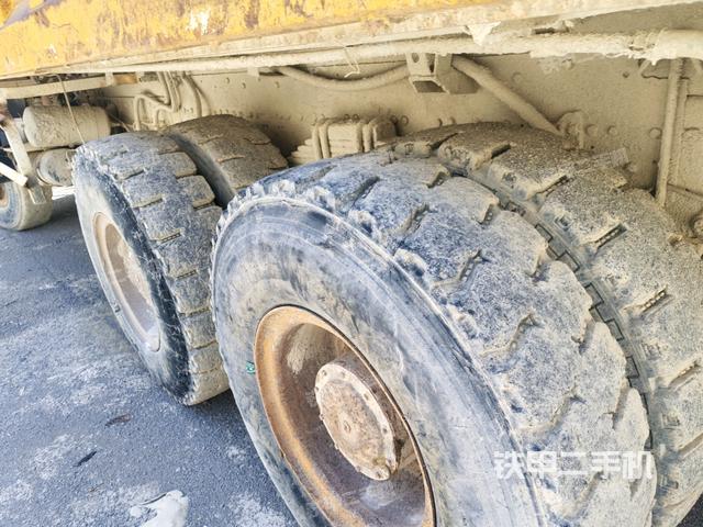 左驅(qū)動輪/左后輪(行走機構(gòu)) 左驅(qū)動輪/左后輪(行走機構(gòu))