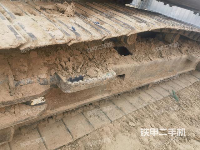 徐工XE215DA挖掘机的设备实拍-第3张实拍照片