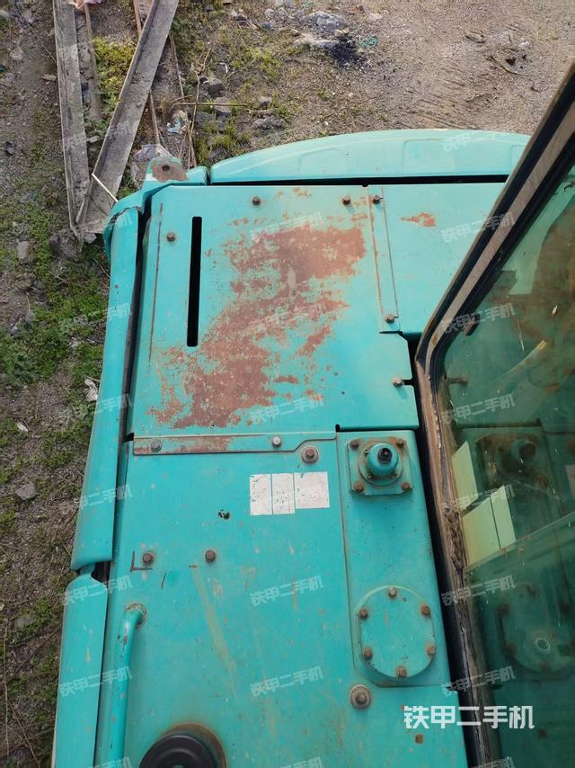 鏟斗右后整體（工作和回轉(zhuǎn)裝置）