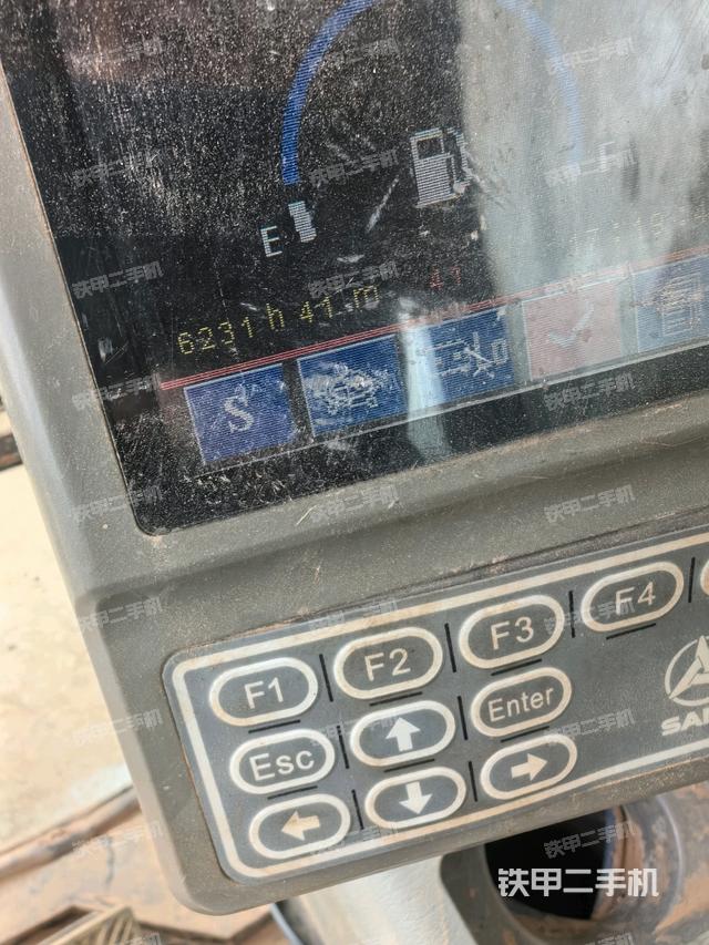 小時(shí)表(駕駛室部分) 小時(shí)表(駕駛室部分)