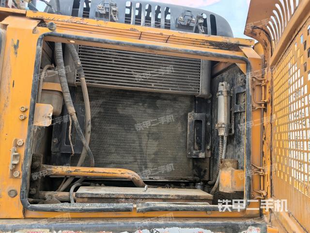 散熱器室(大件艙室) 散熱器室(大件艙室)