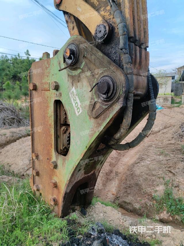 鏟斗右后整體（工作和回轉(zhuǎn)裝置）