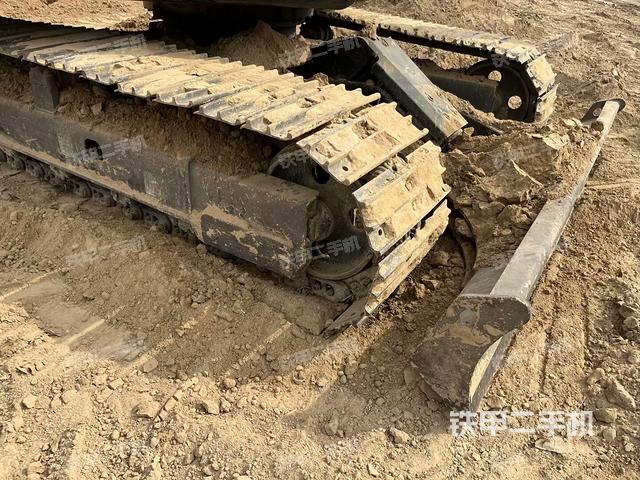 單側(cè)履帶整體（整機外觀）