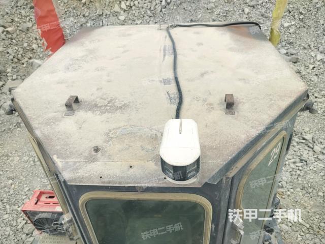 駕駛室外頂部全景（推土機(jī)駕駛室）