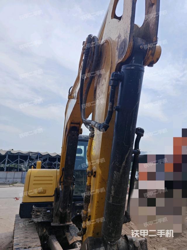 小臂整體右前（工作和回轉(zhuǎn)裝置）