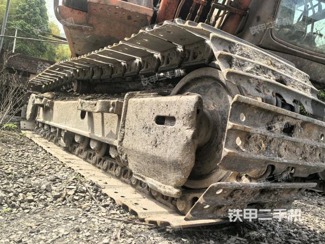 左侧履带整体 （行走机构）