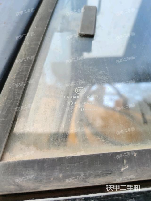 后窗玻璃角標(biāo)（駕駛室部分）