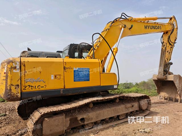 右后45(整機外觀) 右后45(整機外觀)