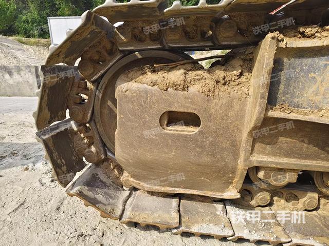 左驅(qū)動(dòng)輪(行走機(jī)構(gòu)) 左驅(qū)動(dòng)輪(行走機(jī)構(gòu))