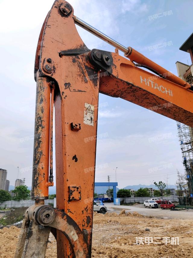 鏟斗右后整體（工作和回轉(zhuǎn)裝置）