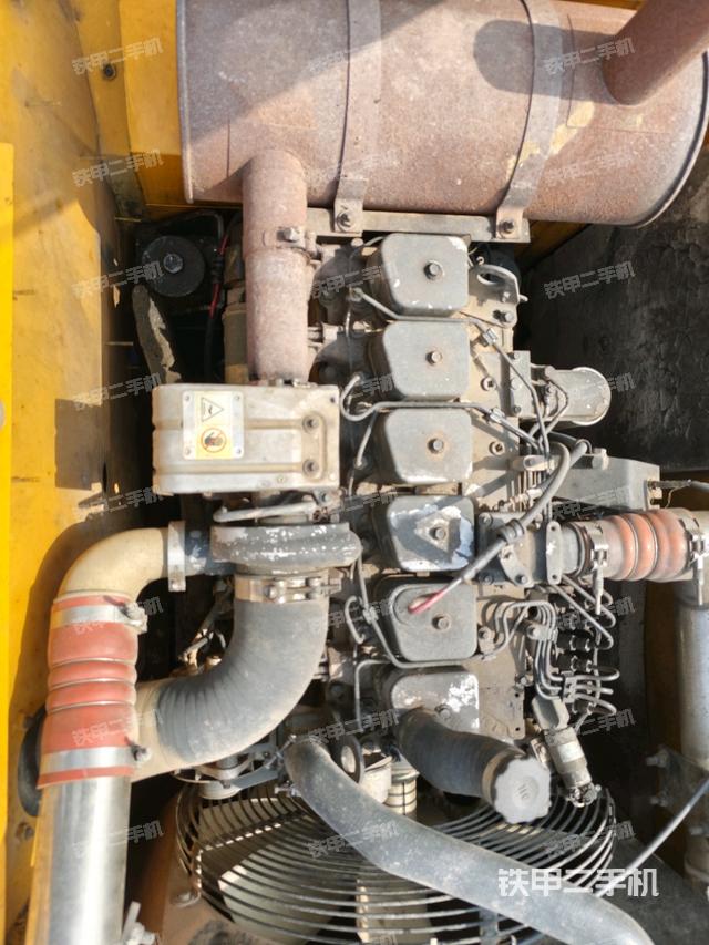 發(fā)動機室(上車部件) 發(fā)動機室(上車部件)