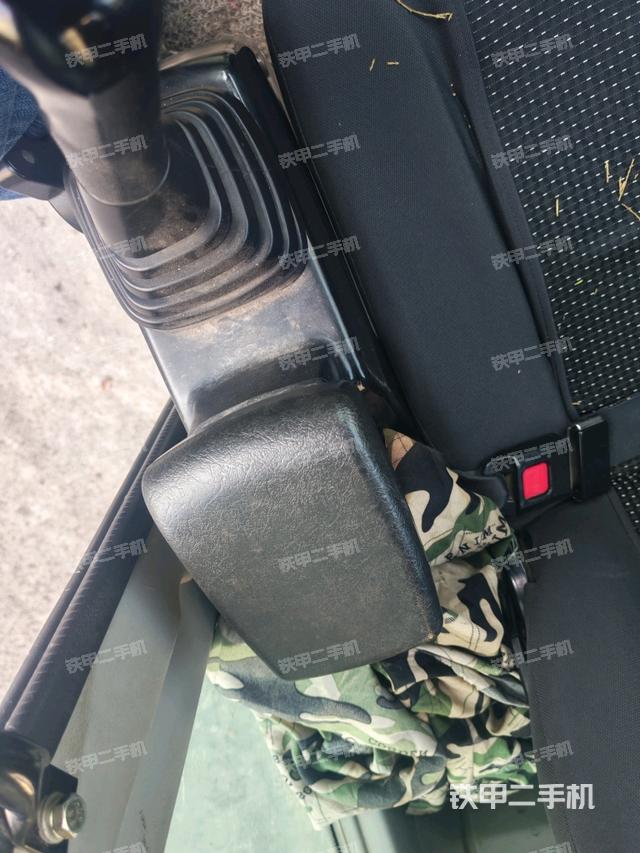 顯示屏?(駕駛室部分) 顯示屏?(駕駛室部分)