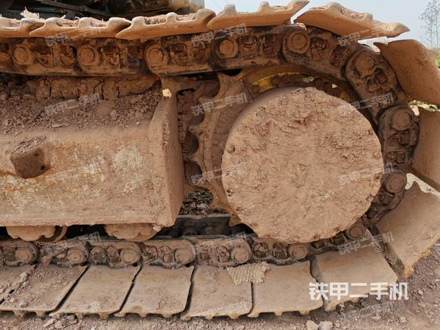 右導向輪(行走機構(gòu)) 右導向輪(行走機構(gòu))