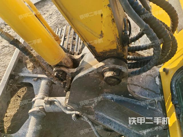大臂根部?斜(工作和回轉(zhuǎn)裝置) 大臂根部?斜(工作和回轉(zhuǎn)裝置)