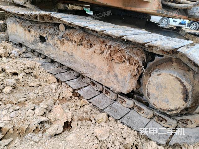 左驅(qū)動(dòng)輪（行走機(jī)構(gòu)）