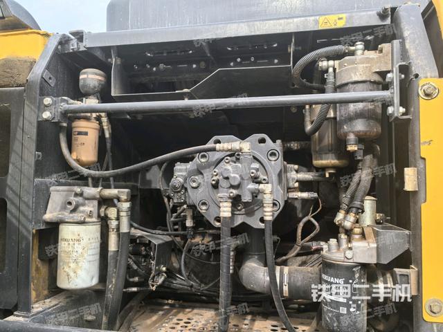 液壓泵室(大件艙室) 液壓泵室(大件艙室)