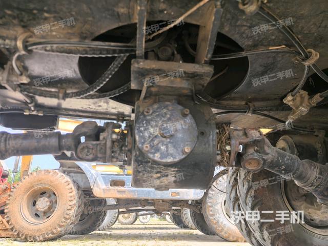 右驅(qū)動(dòng)輪(行走機(jī)構(gòu)) 右驅(qū)動(dòng)輪(行走機(jī)構(gòu))