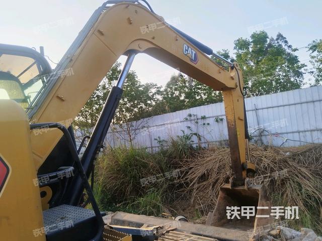 小臂整體右前（工作和回轉(zhuǎn)裝置）