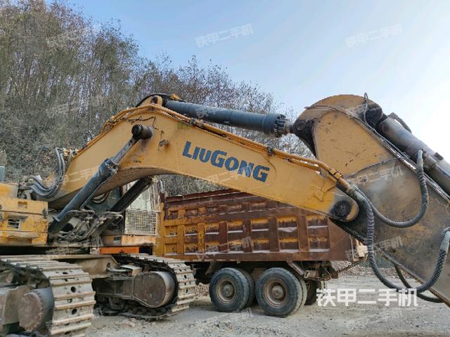 大臂整體?右側(cè)（工作和回轉(zhuǎn)裝置）