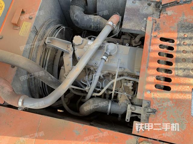 發(fā)動機(jī)整體俯視(整機(jī)外觀) 發(fā)動機(jī)整體俯視(整機(jī)外觀)
