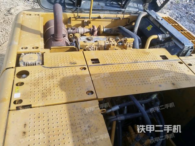 發(fā)動機室(上車部件) 發(fā)動機室(上車部件)