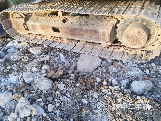 左側(cè)履帶整體?（行走機(jī)構(gòu)）