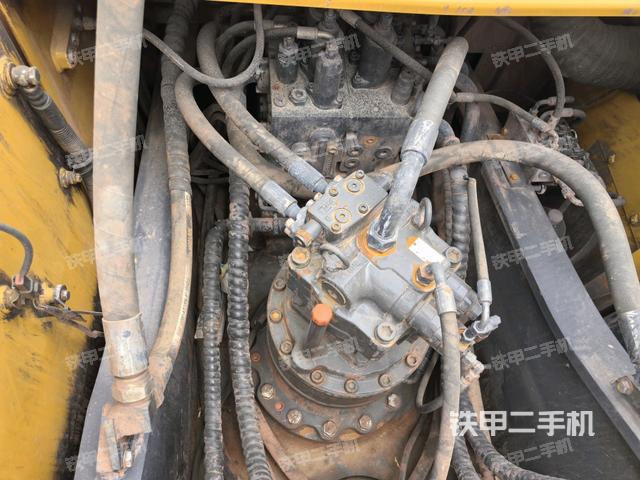 駕駛室頂部俯視（上車部件）