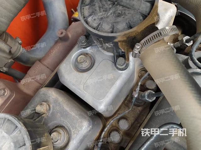 氣門室蓋螺絲特寫(上車部件) 氣門室蓋螺絲特寫(上車部件)