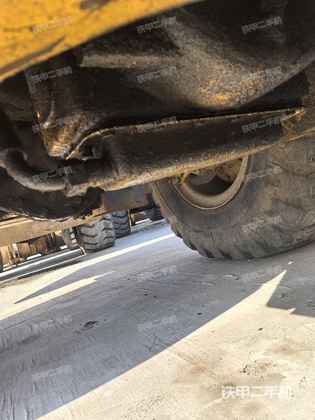 變速箱(整機(jī)外觀及大件) 變速箱(整機(jī)外觀及大件)