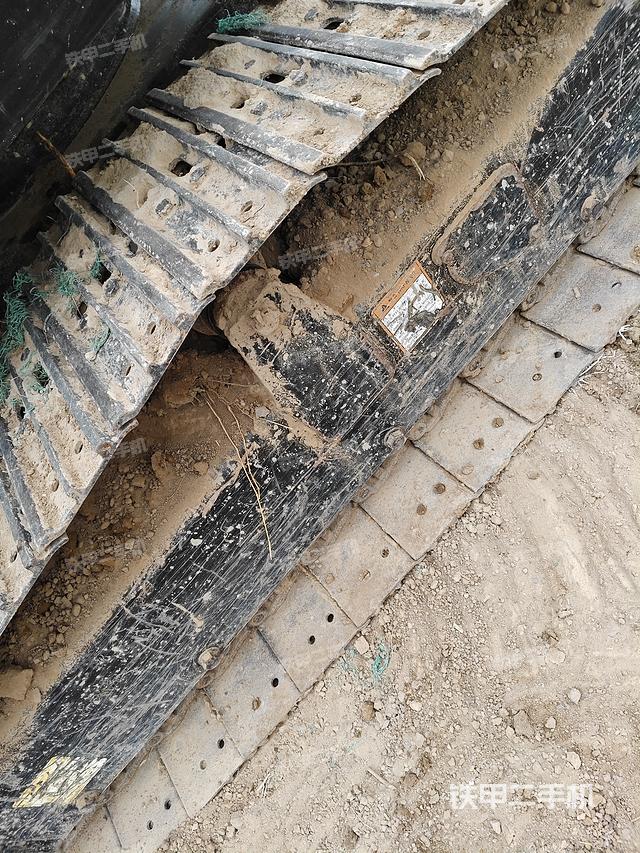 单侧履带整体（整机外观）