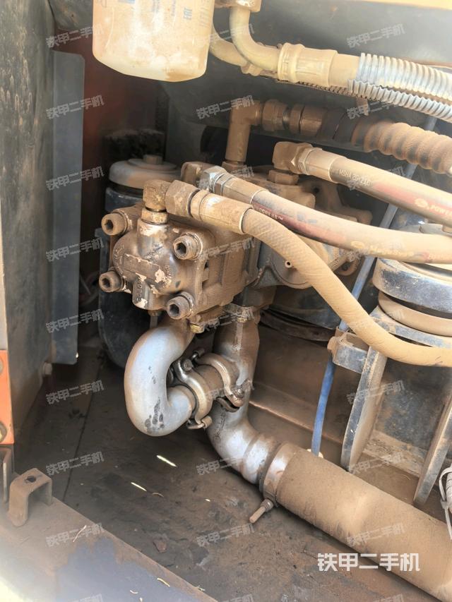 液壓泵室（大件艙室）