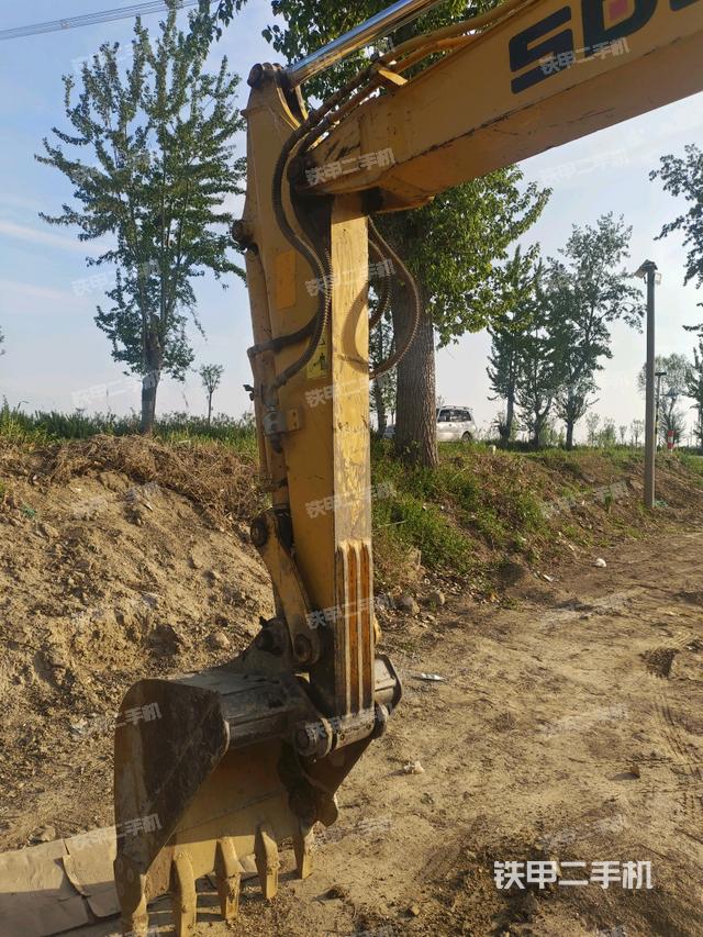 小臂整體右前（工作和回轉(zhuǎn)裝置）