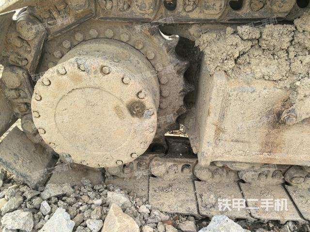 左側(cè)行走馬達(dá)蓋板(行走機(jī)構(gòu)) 左側(cè)行走馬達(dá)蓋板(行走機(jī)構(gòu))