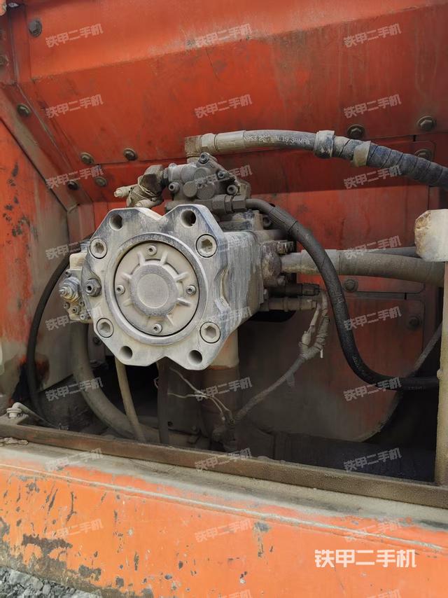 液壓泵室(大件艙室) 液壓泵室(大件艙室)