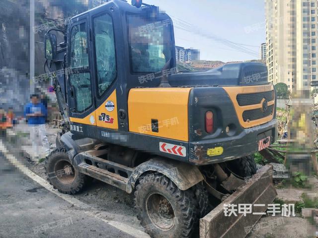 左后45(整機(jī)外觀) 左后45(整機(jī)外觀)