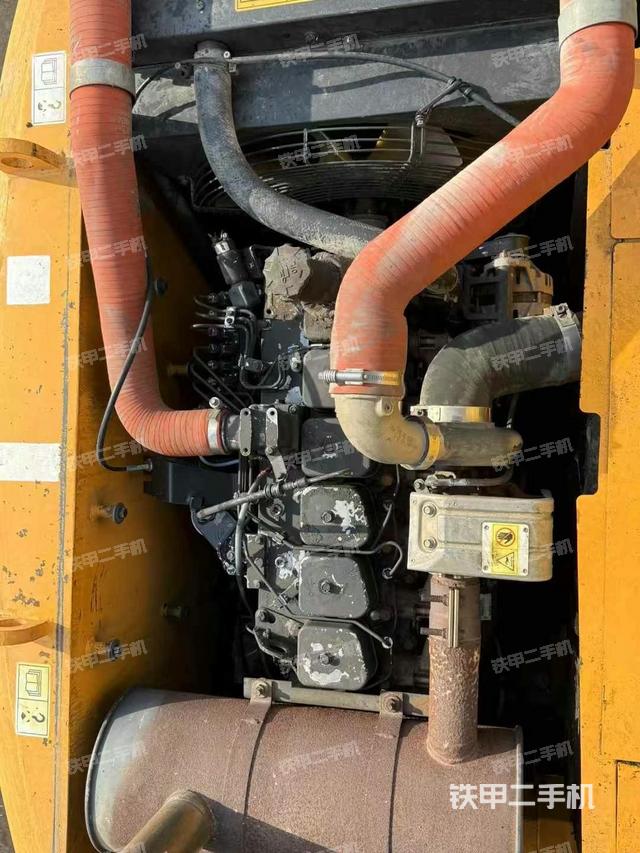 发动机整体俯视（整机外观）