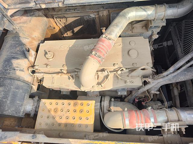 發(fā)動機整體俯視（整機外觀）