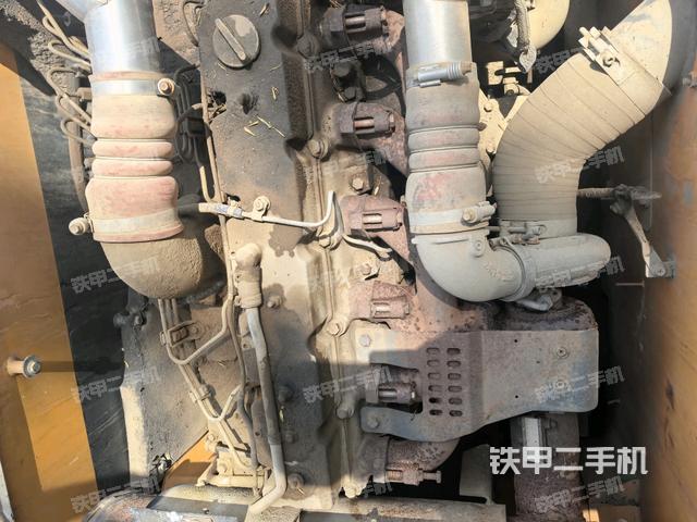氣門室蓋螺絲特寫(上車部件) 氣門室蓋螺絲特寫(上車部件)
