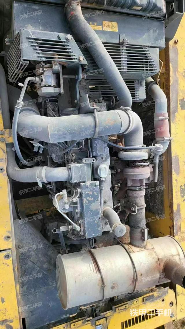 發(fā)動(dòng)機(jī)整體俯視（整機(jī)外觀）