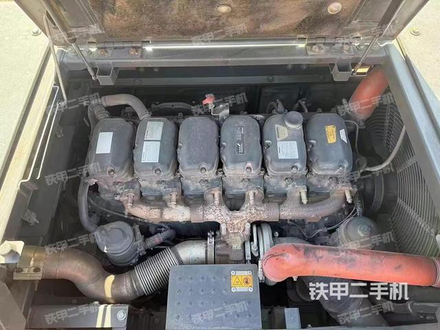 发动机整体俯视（整机外观）