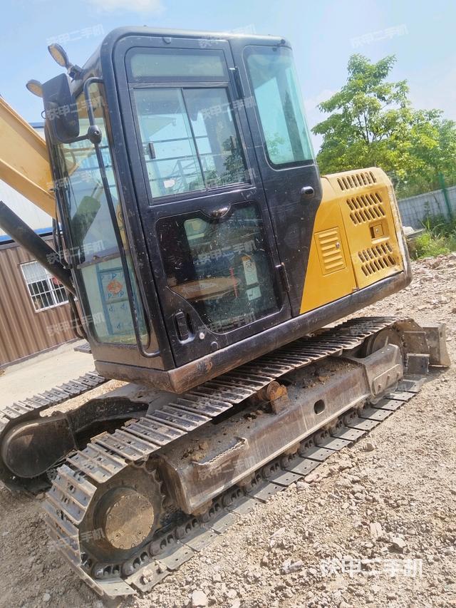 ?駕駛室正側（駕駛室部分）