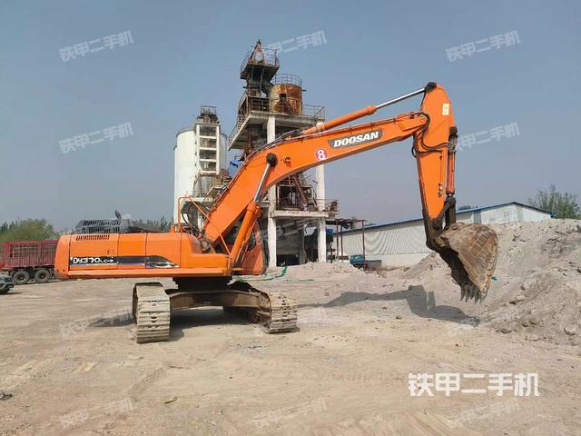 整机右后45°（整机外观）