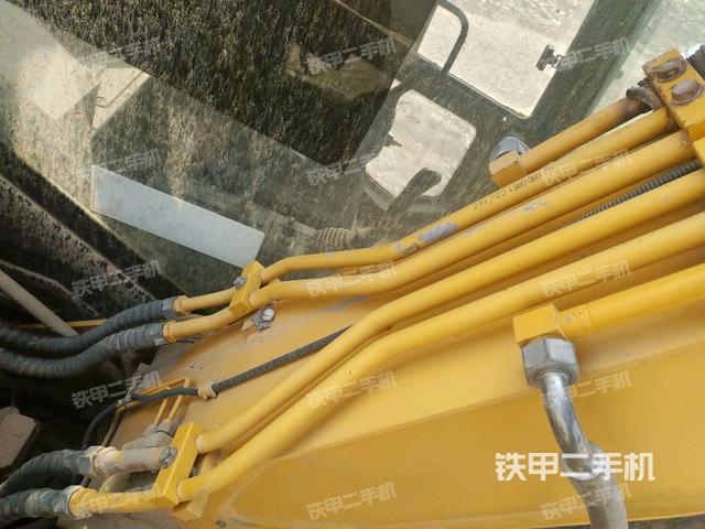 大臂背部俯視（工作和回轉裝置）