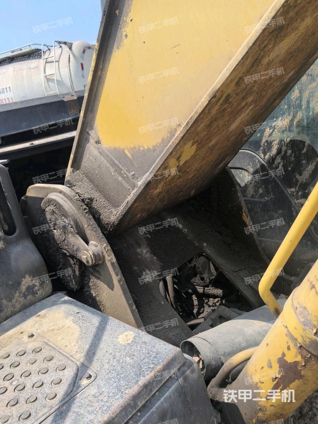 大臂根部?斜視（工作和回轉(zhuǎn)裝置）