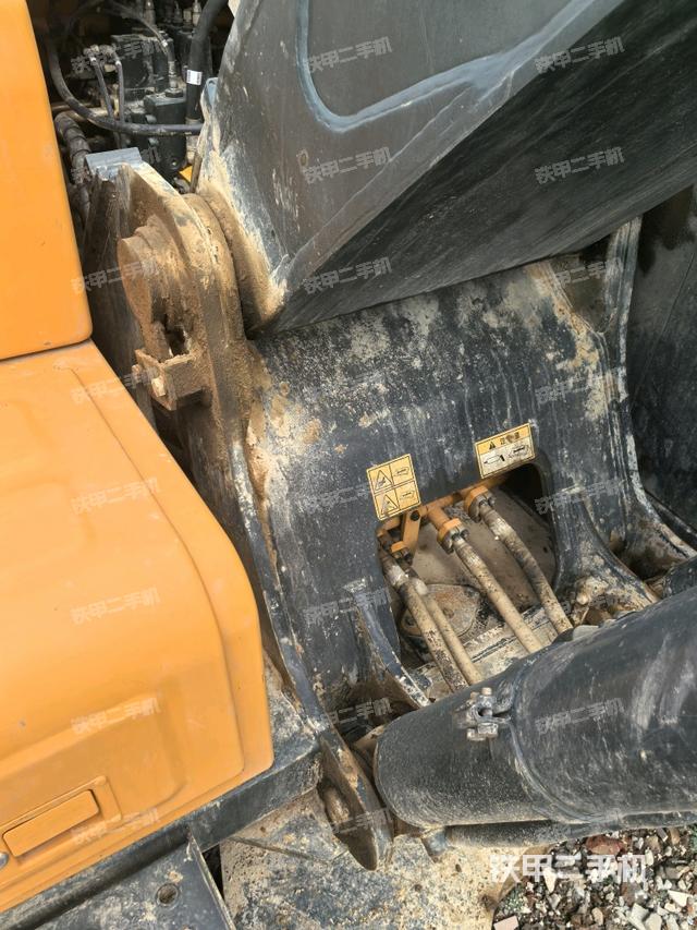 大臂根部 斜视（工作和回转装置）