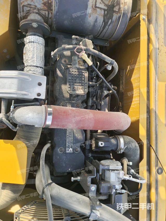 發(fā)動機(jī)室（上車部件）