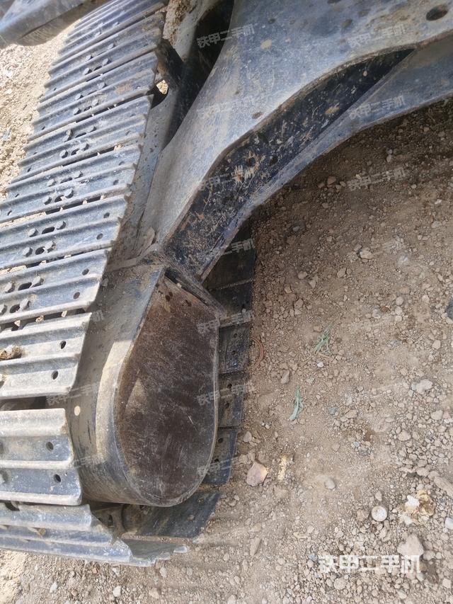 左側行走馬達蓋板（行走機構）