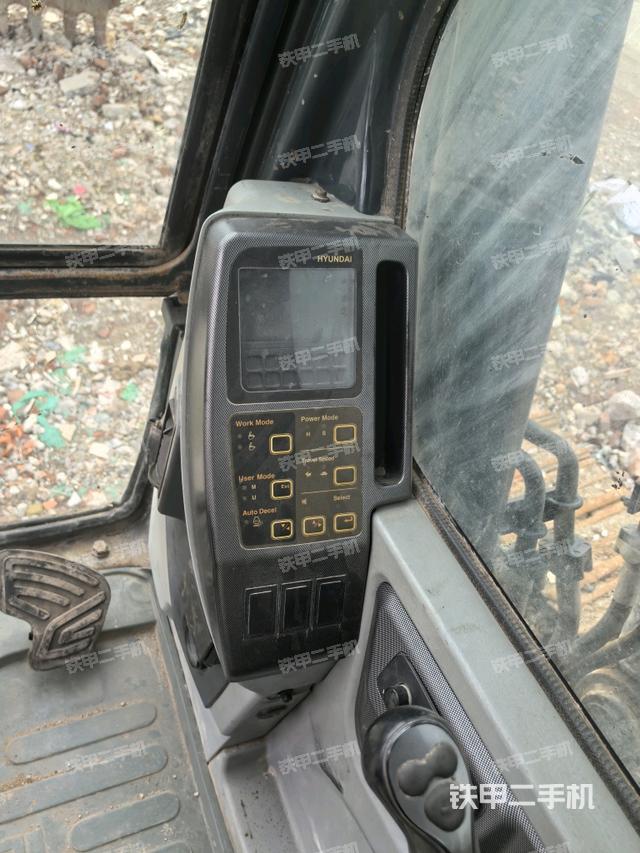 显示屏 （驾驶室部分）